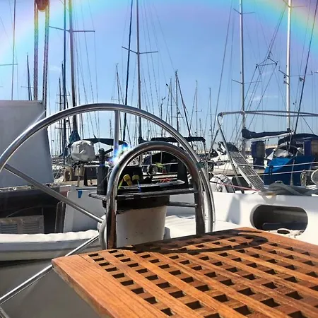 Hydra Lido di Ostia